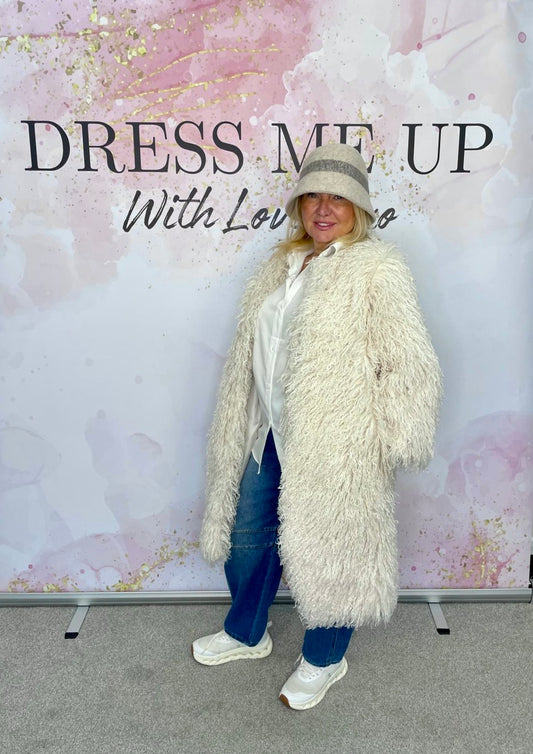 Shaggy Coat Cream
