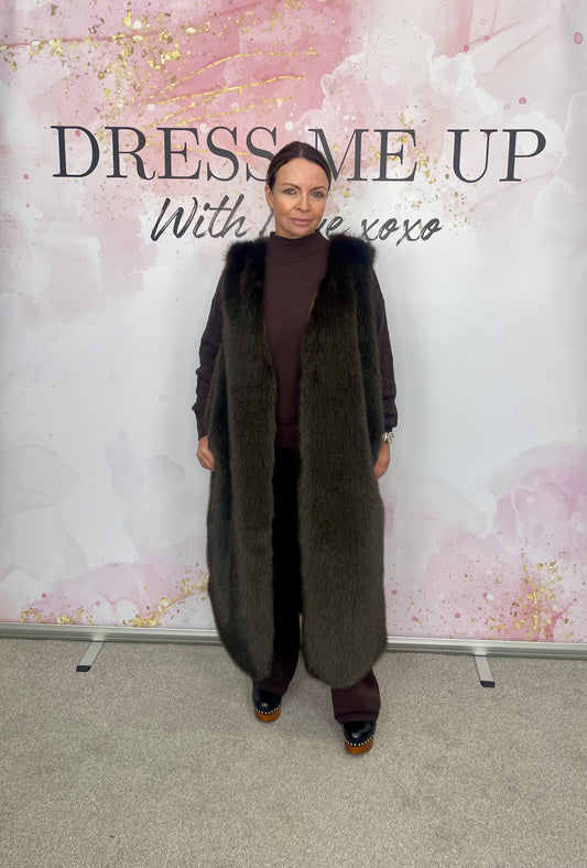 Isabella Gilet Brown