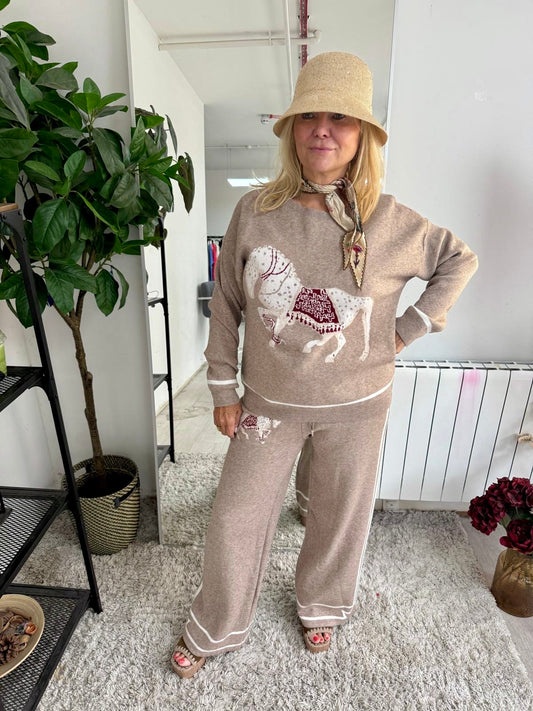H Tracksuit - Biscuit